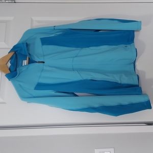 Columbia Titanium zippered jacket.  Omni Wick Advanced Evaporation. Large